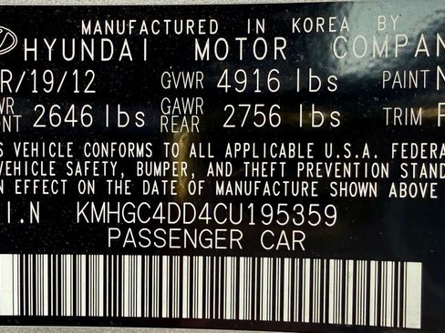 Used 2012 Hyundai Genesis 3.8 w/ Premium Pkg image 28