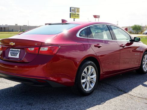 Used 2024 Chevrolet Malibu LT image 21