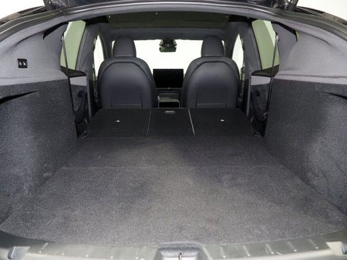 Used 2026 Tesla Model Y Long Range RWD image 53