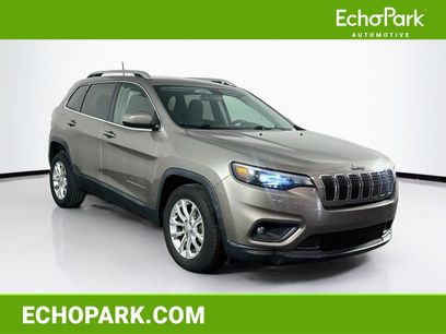 Used 2019 Jeep Cherokee Latitude w/ Popular Appearance Group