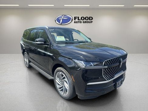 New 2026 Lincoln Navigator Premiere AWD/4WD image 1