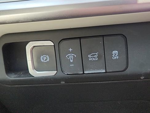 Used 2024 Hyundai Santa Fe SEL FWD image 20