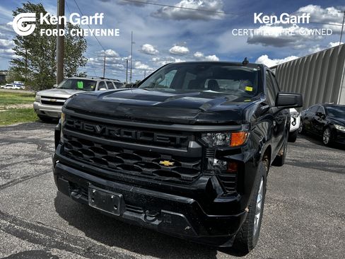 Used 2024 Chevrolet Silverado 1500 Custom AWD/4WD image 1