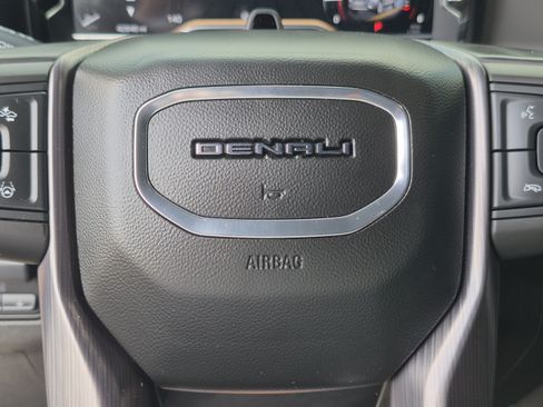 Used 2023 GMC Yukon Denali Ultimate w/ LPO, Floor Liner Package AWD/4WD image 42