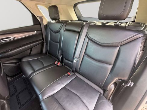 Used 2017 Cadillac XT5 Luxury w/ Driver Awareness Package image 33