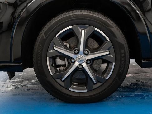 Certified 2023 Honda HR-V EX-L image 2