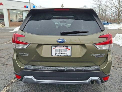 Used 2023 Subaru Forester Touring image 15