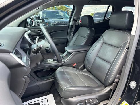 Used 2023 GMC Acadia SLT w/ Preferred Package AWD/4WD image 17
