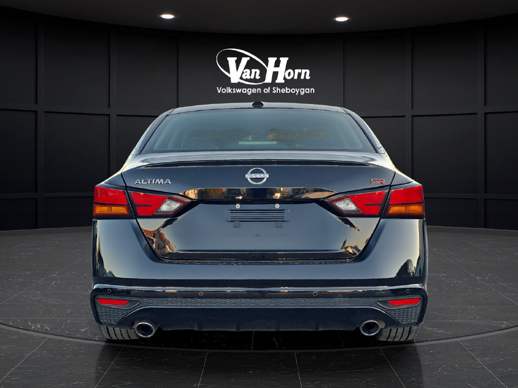 Used 2025 Nissan Altima 2.5 SR FWD image 6