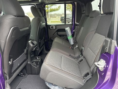 New 2026 Jeep Gladiator Mojave image 41