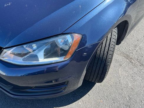 Used 2015 Volkswagen Golf S FWD image 3