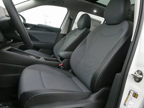 New 2026 Volkswagen Tiguan SE AWD/4WD image 23