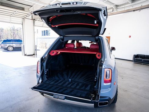 Used 2022 Rolls-Royce Cullinan image 69