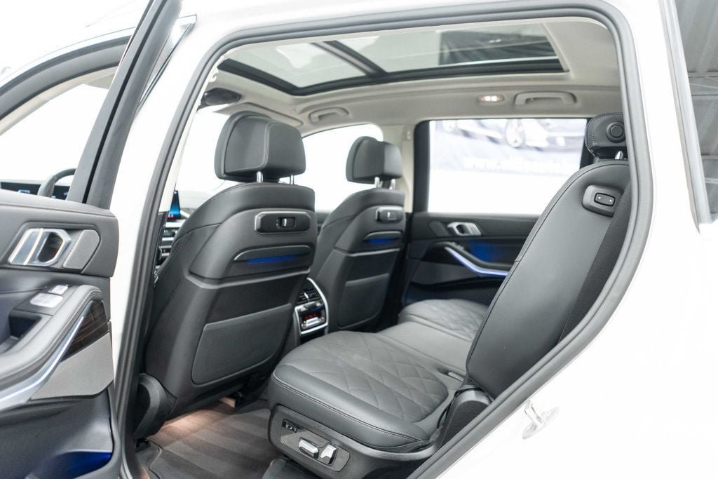Used 2026 BMW X7 xDrive40i w/ Premium Package AWD/4WD image 34