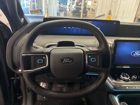 New 2026 Ford Expedition Max Platinum AWD/4WD image 21