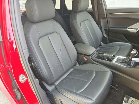 Used 2023 Audi Q3 2.0T Premium AWD/4WD image 16