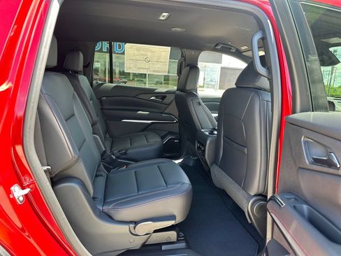 New 2026 Chevrolet Traverse Z71 w/ Enhanced Driving Package AWD/4WD image 42