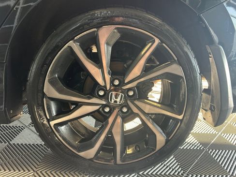 Used 2020 Honda Civic Sport image 9