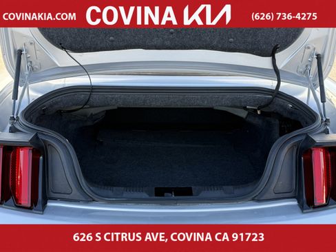 Used 2017 Ford Mustang Convertible image 11