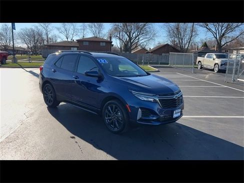 Certified 2022 Chevrolet Equinox RS w/ LPO, Floor Liner Package image 2