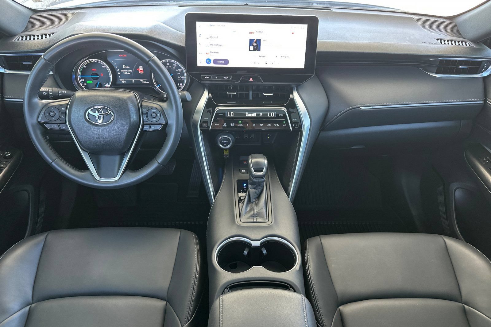 Used 2024 Toyota Venza Nightshade AWD/4WD image 16