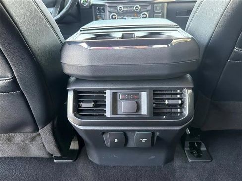Used 2022 Ford F150 Lariat w/ Equipment Group 502A High AWD/4WD image 23