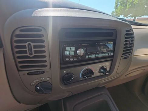 Used 1998 Ford Expedition XLT AWD/4WD image 57