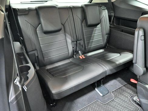 Used 2019 Volkswagen Atlas SEL Premium AWD/4WD image 31