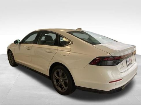 Used 2025 Honda Accord EX-L image 4