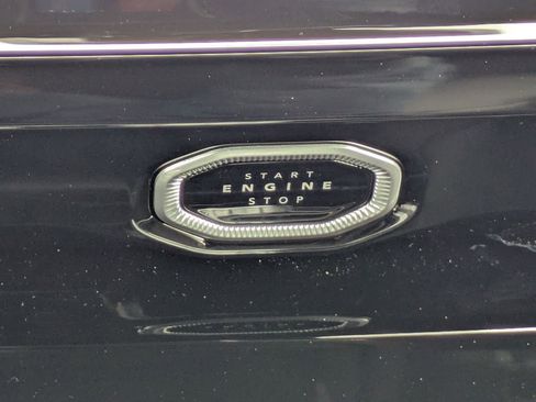 New 2026 Jeep Grand Cherokee Altitude AWD/4WD image 16