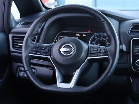 Certified 2024 Nissan Leaf SV Plus image 21