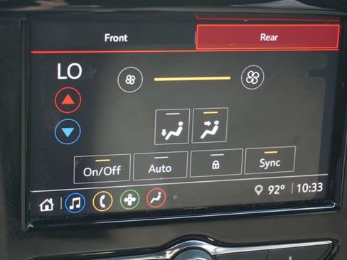 Used 2022 Chevrolet Traverse LS FWD image 20