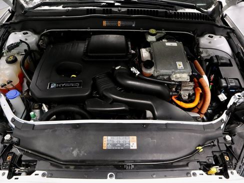 Certified 2018 Ford Fusion S image 16