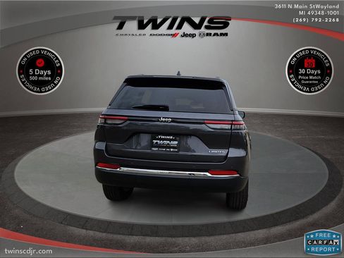 Used 2023 Jeep Grand Cherokee Limited image 5