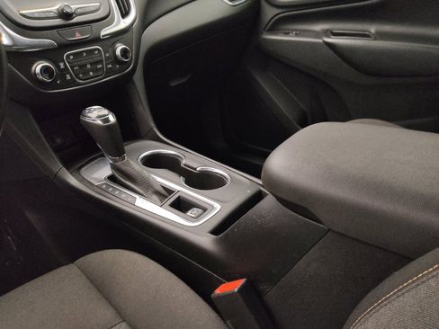 Used 2018 Chevrolet Equinox LT FWD image 26