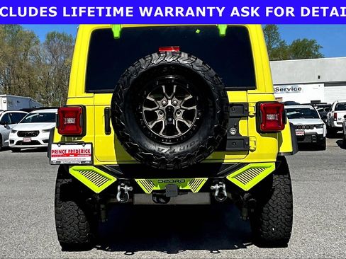 Used 2023 Jeep Wrangler Unlimited Rubicon 392 w/ Xtreme Recon 35" Tire Package AWD/4WD image 4