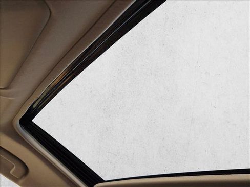 Used 2025 Toyota RAV4 XLE w/ Convenience Package FWD image 14