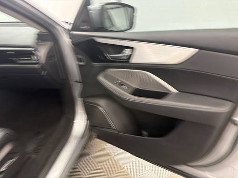 Used 2023 Acura MDX SH-AWD image 16