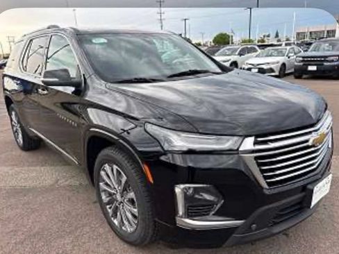 Used 2022 Chevrolet Traverse Premier w/ Redline Edition AWD/4WD image 1