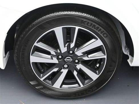 New 2025 Nissan Versa SV w/ Trunk Package image 5