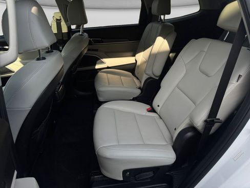 Used 2024 Kia Telluride S w/ S Sunroof Package AWD/4WD image 22