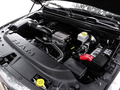 Used 2023 RAM 1500 Laramie AWD/4WD image 63