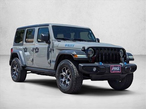 Used 2023 Jeep Wrangler Unlimited AWD/4WD image 3