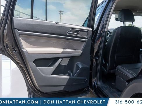 Used 2022 Volkswagen Atlas SE FWD image 18