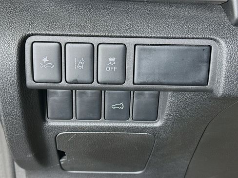 Used 2025 Mitsubishi Eclipse Cross SE AWD/4WD image 17