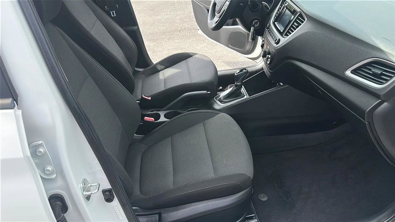 Used 2020 Hyundai Accent SE FWD image 36