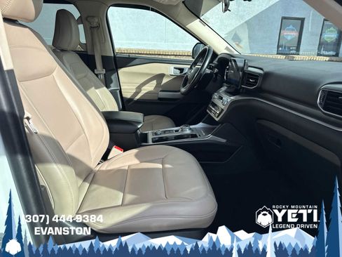 Used 2022 Ford Explorer XLT w/ Equipment Group 202A image 11
