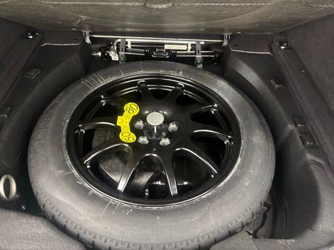 Used 2022 Land Rover Range Rover Sport HSE Silver Edition image 29