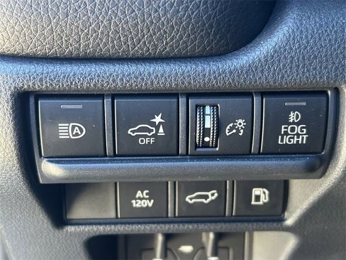 Used 2024 Toyota Land Cruiser image 31