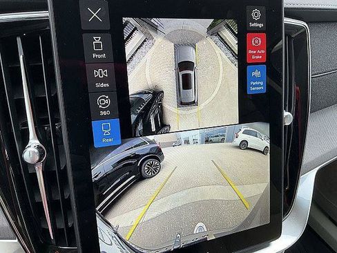 New 2026 Volvo XC90 T8 Ultra w/ Protection Package Premier AWD/4WD image 21